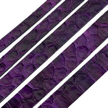 Полоса из кожи питона 10 х 2 мм (25 см) Полоса из кожи питона 10 х 2 мм (25 см)